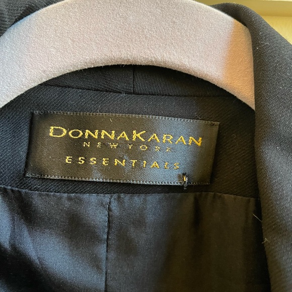 Vintage Donna Karan Blazer - Picture 2 of 9